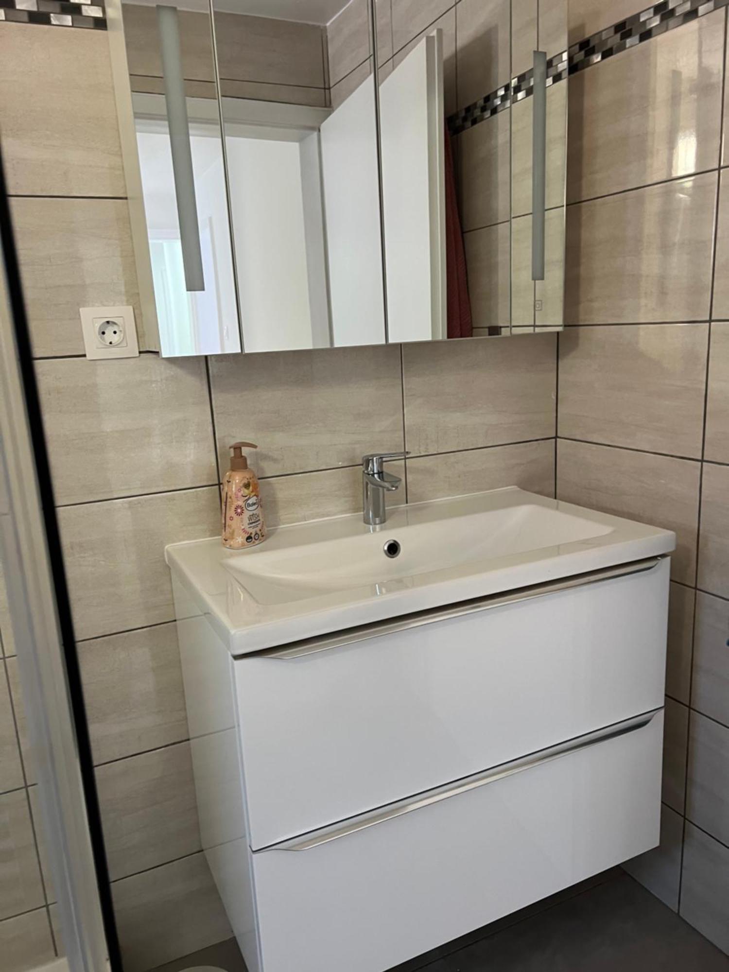 85m2 Apartment *