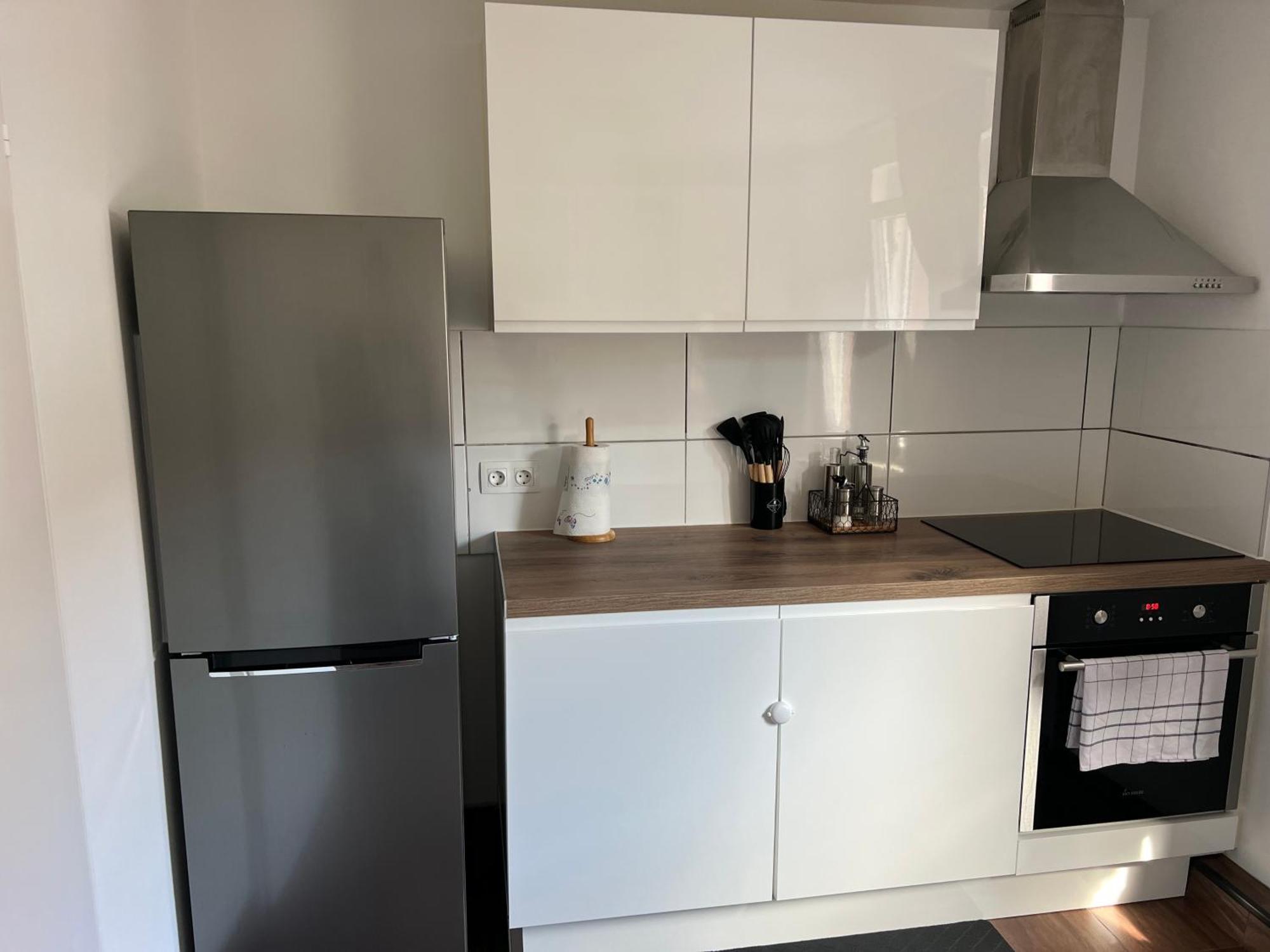 Apartment 85m2 *
