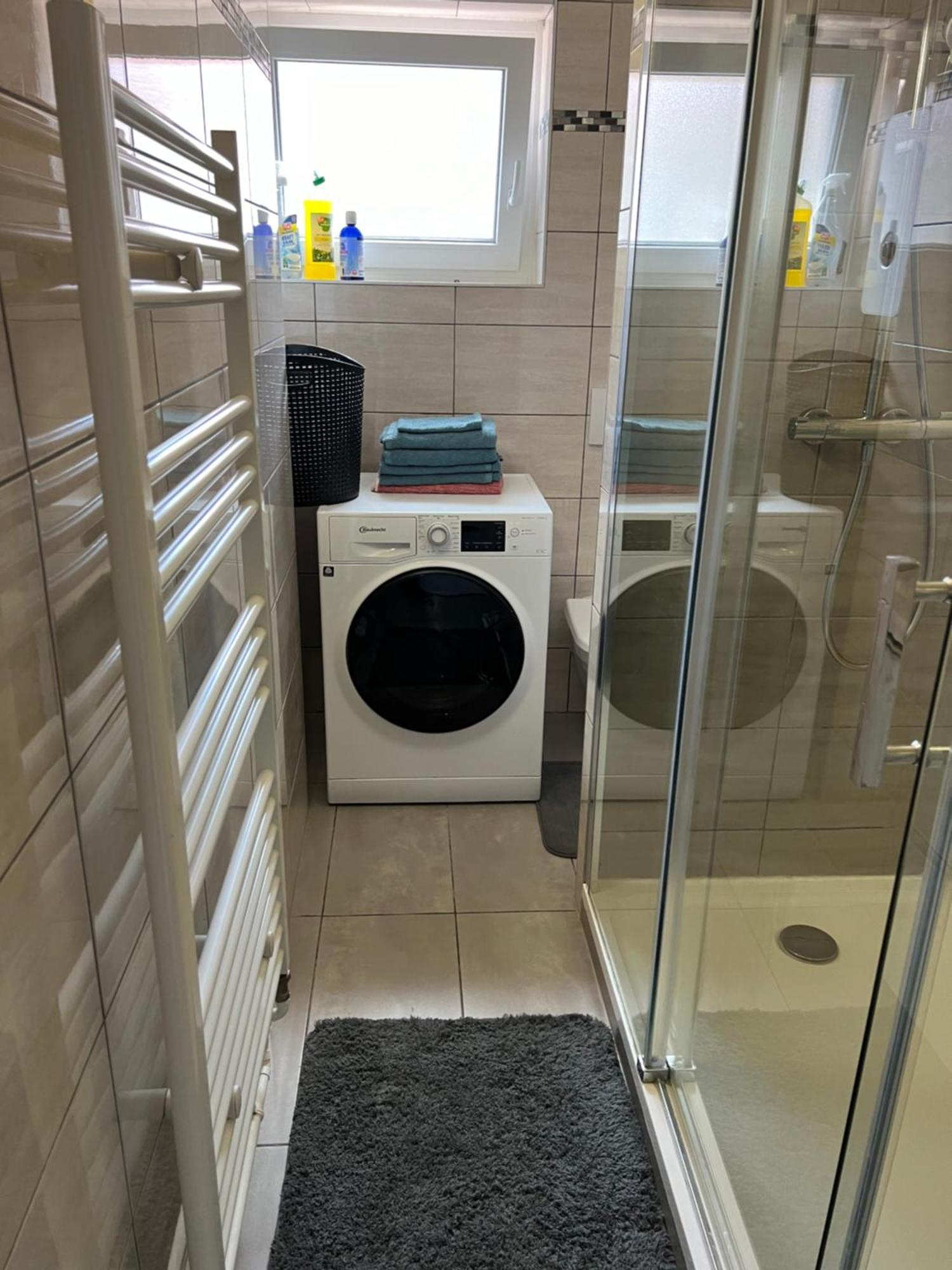 Apartment 85m2 *